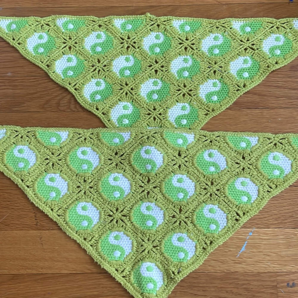 urban outfitters bandana tops